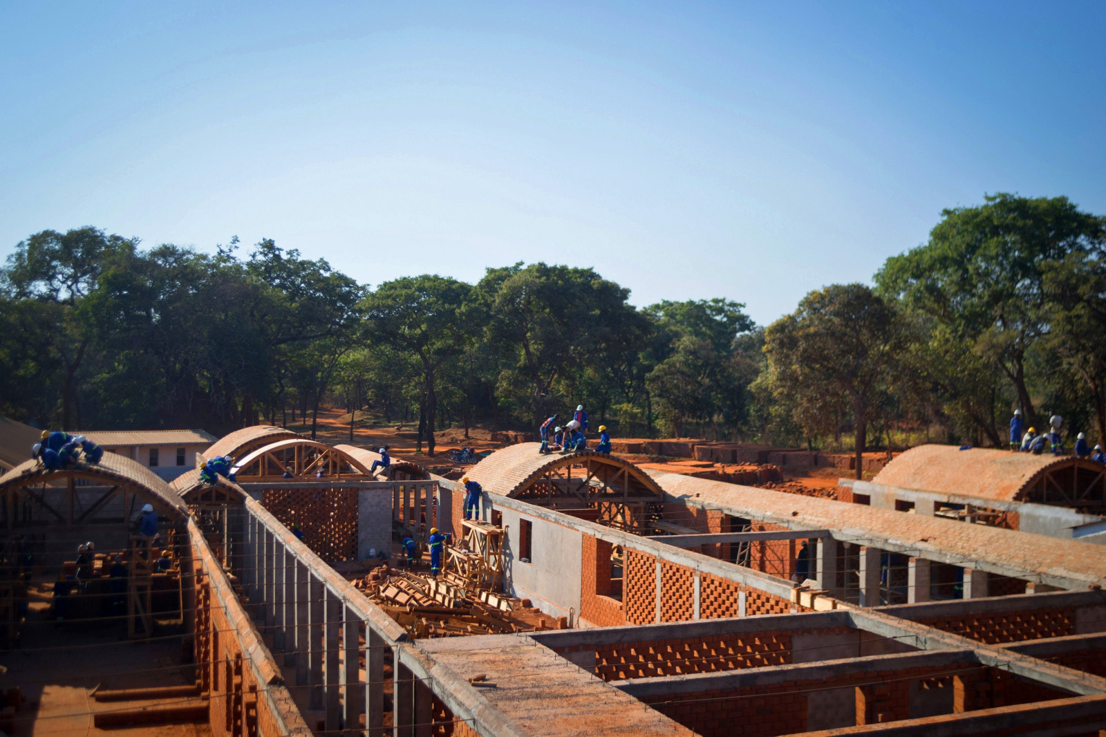 Cement stabilised earth bricks, CSEB, create new arch vaults for new hospital in Zambia.